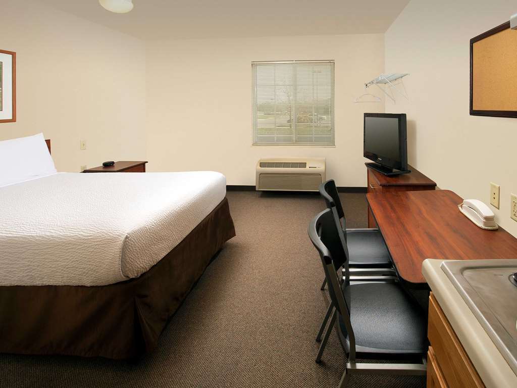 Woodspring Suites Midland Bilik gambar