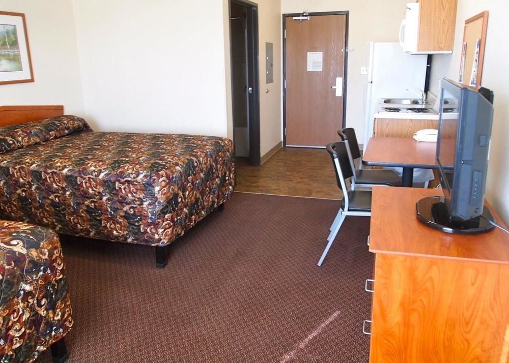 Woodspring Suites Midland Luaran gambar