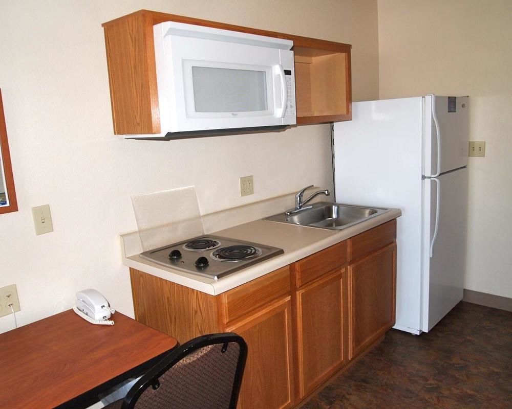 Woodspring Suites Midland Luaran gambar