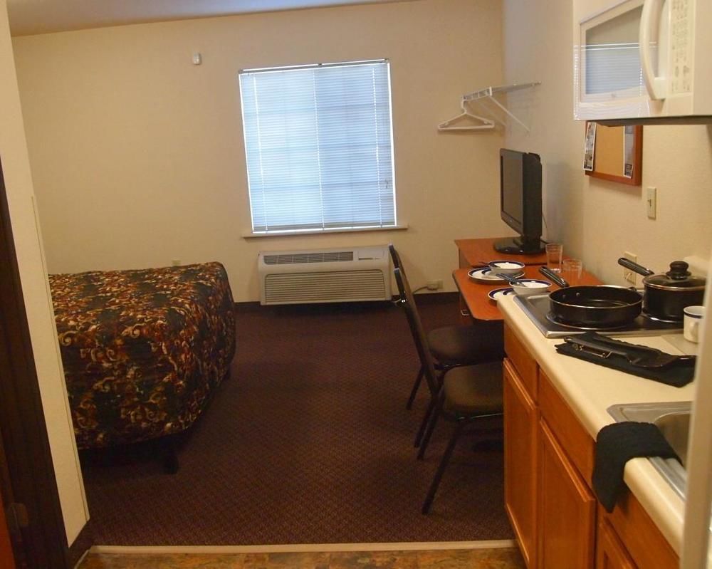 Woodspring Suites Midland Luaran gambar