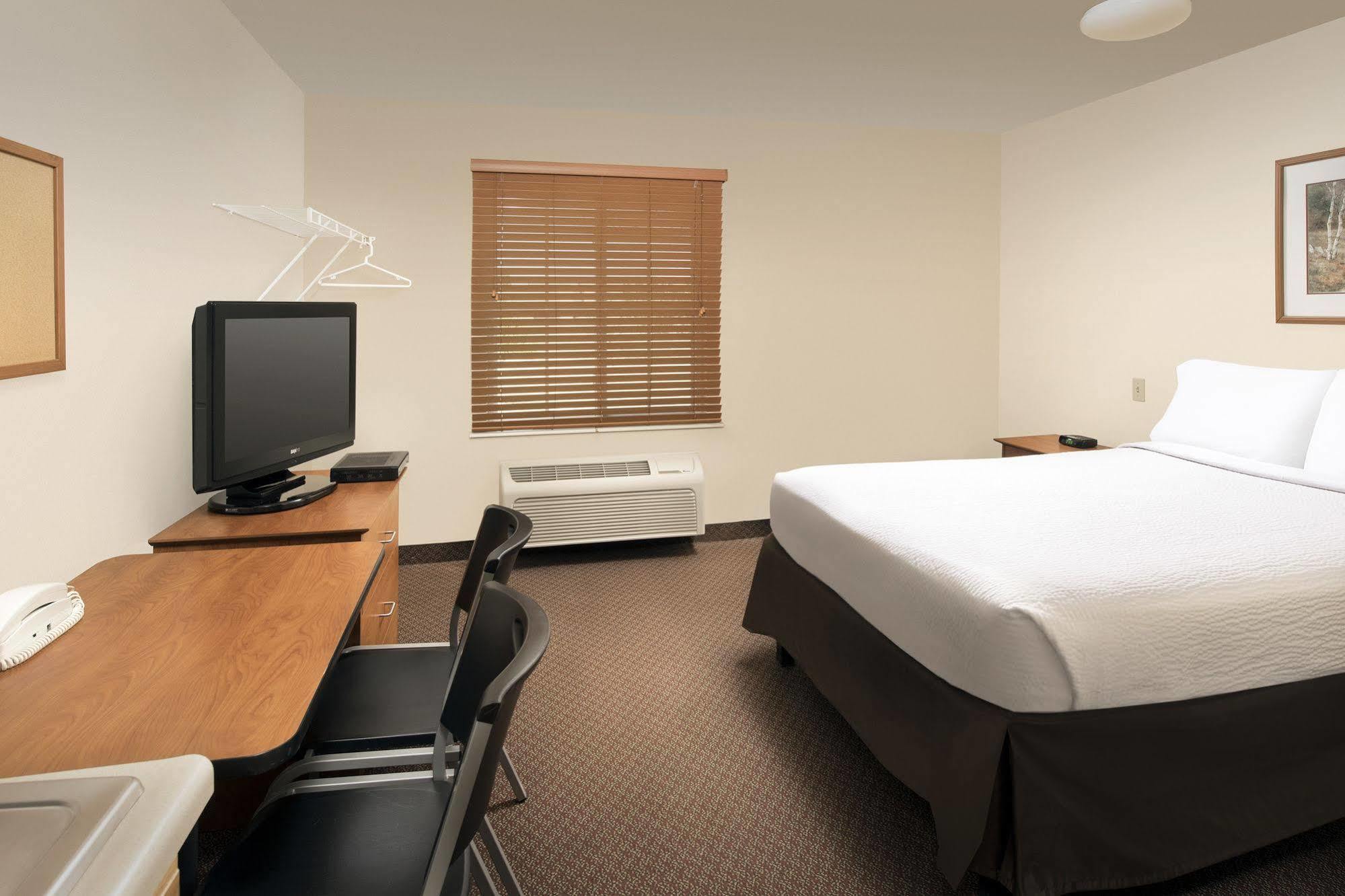 Woodspring Suites Midland Luaran gambar