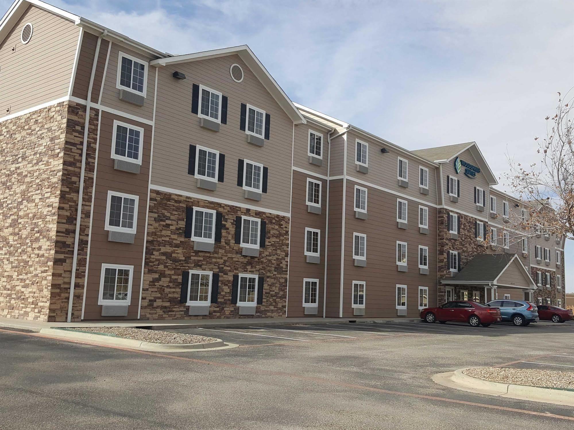 Woodspring Suites Midland Luaran gambar